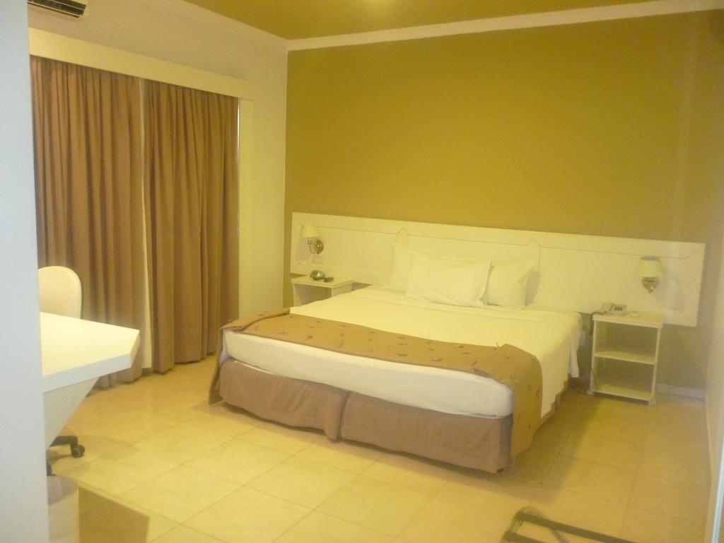 Hotel Anaca Sao Carlos Habitación foto